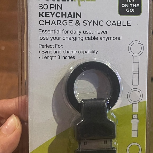 30-Pin Keychain Charge Sync Cable Perfect for on the Go iPod iPhone iPad - Picture 4 of 9